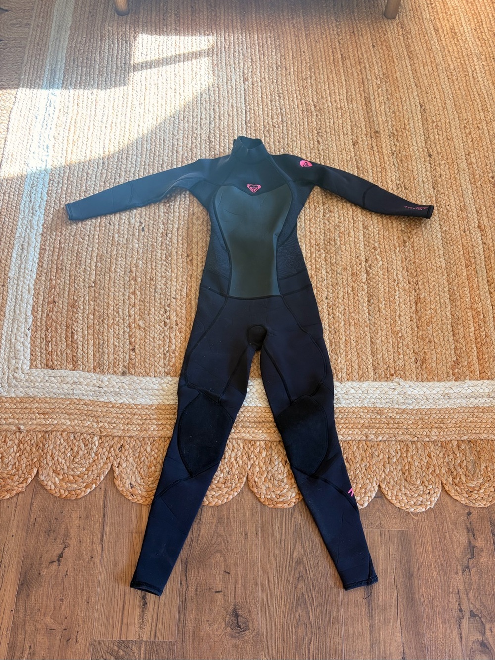 Women’s Roxy 3/2 back zip wetsuit
